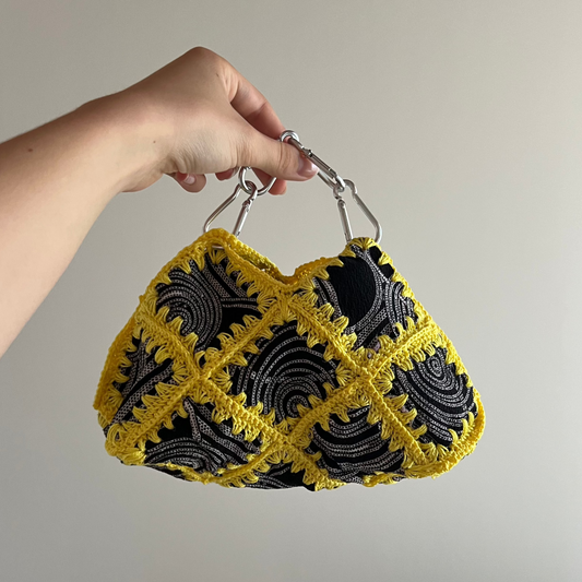 LO NECESARIO | Black/Yellow